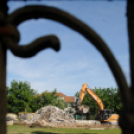 Városi Strandfürdő - Hol strand állott, most kőhalom... 