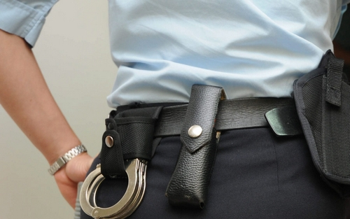 Tizenévesek raboltak Cegléden