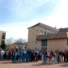 Tűzoltók a gimiben