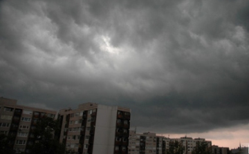 Zivatarlánc közelít