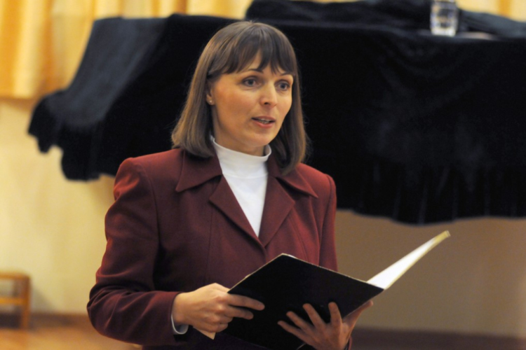 Edit Van Der Burg - Hazánk elszármazott művésze