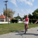 Kétkeréken Cegléden 