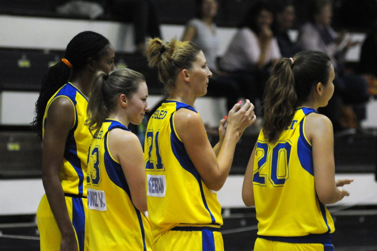 Cegléd - Pécs női kosárlabda