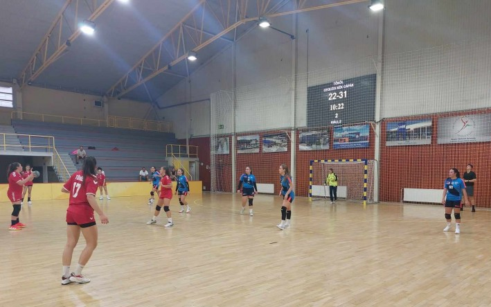 Újabb Cápa serdülő győzelem