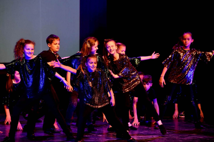 Táncsics alsós est