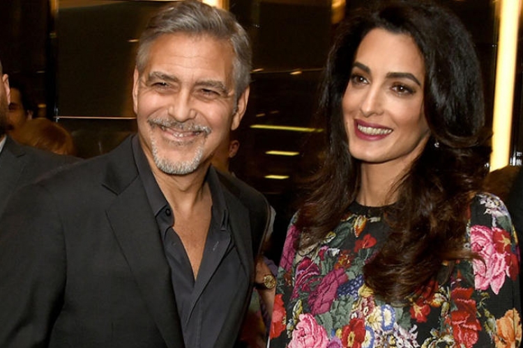 Egymillió dollárt adományozott George és Amal Clooney