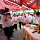 Cegléden is bemutatták az ország tortáját