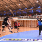 Csúcsrangadó a listavezető ellen