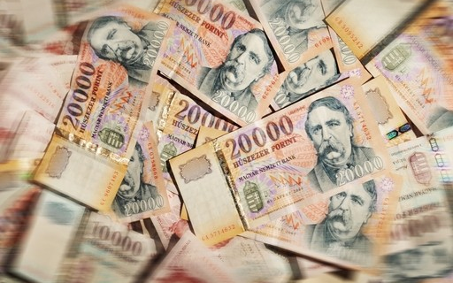 Kétmilliót loptak egy ceglédi családi házból