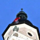 Ceglédi mikulás a templomtoronyból