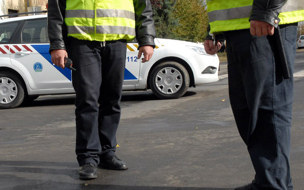 Csoportos garázdaság Cegléden