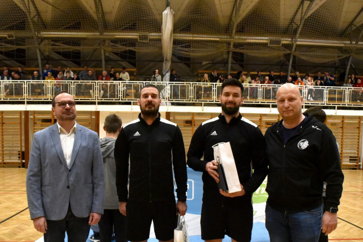 Császár Gábor szakmai igazgatóként játszott a Ceglédben