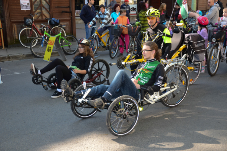 Kerékpáros felvonulás