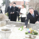 Honvéd sírok koszorúzása 