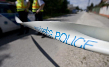 Ismeretlen holttestre bukkantak Abony és Szolnok között