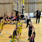 CEGLÉDI EKK–PINKK PÉCSI 424 64–75 