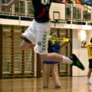 Győzelem a második játéknapon