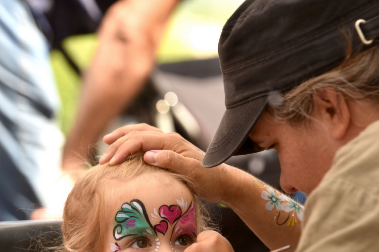 Séf sétány és Babakonyha – laskatészta gyúrás gyerekeknek.