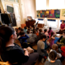 Négyszögletű Kerek kiállítás 