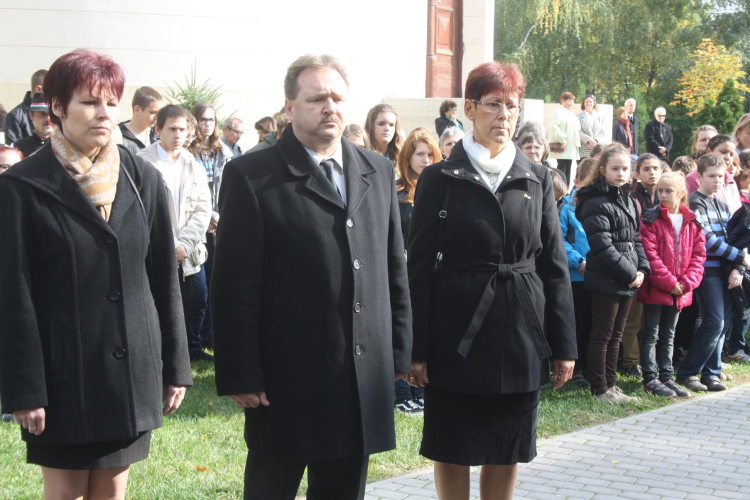 59 évvel 1956 október 23 után