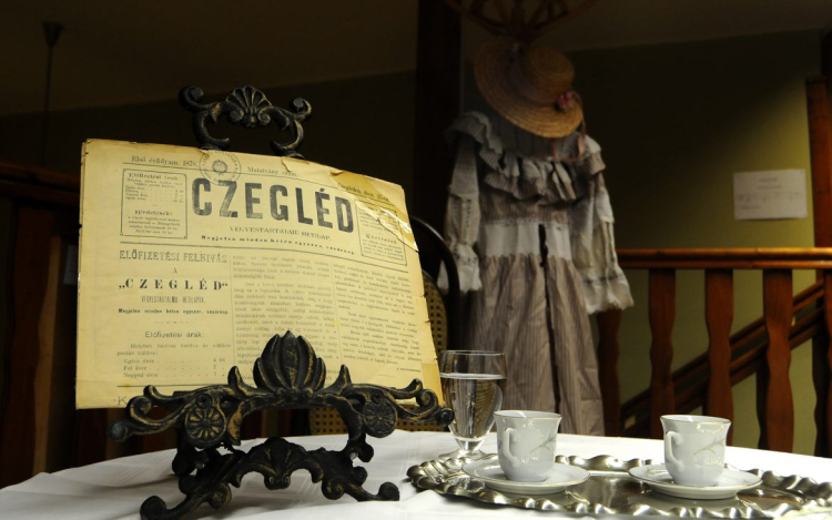 Régi kávéházi hangulatok Cegléden