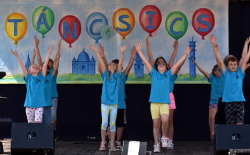 Zenei fesztivál a Táncsicsban