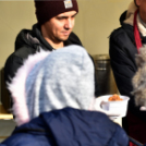 Infineon ételosztás