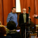 Jazzkoncert dobos nélkül