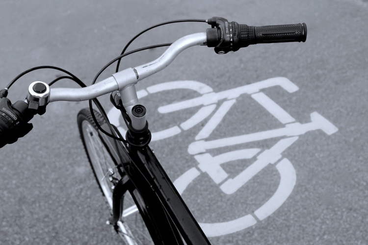 Tavasszal indulhat a kerékpárút építés