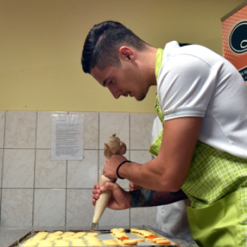 Focisták a konyhában