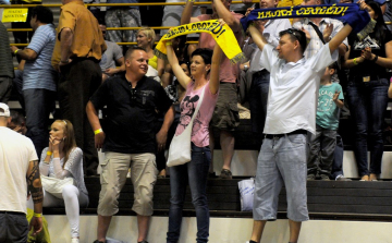 Fájó X az Orosháza ellen