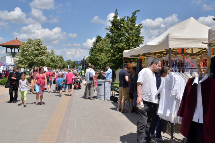 Ahol még a lovak is asztalhoz ülnek...