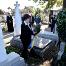 Koszorúzással kezdődött az október 23-ai megemlékezés