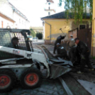 Nagy a készülődés az Eötvös téren