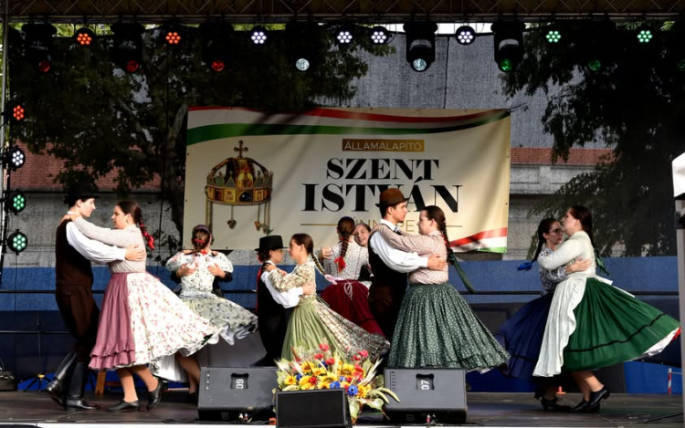 Közútkezelői tájékoztatás - Szent István Ünnepe