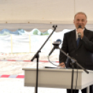 Infienon alapkőletétel