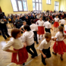 Átadták a felújított Szent Kereszt Katolikus Általános Iskolát