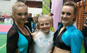 Szépen nyitottak a ceglédi fitnesses lányok