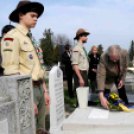 Koszorúzás a köztemetőben - Március 15.