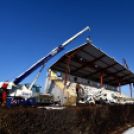 Bontják a lelátót