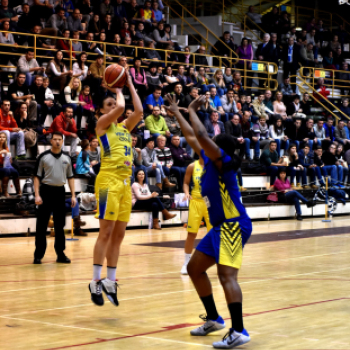 VBW CEKK CEGLÉD – MACCABI BNOT(izraeli)  81 – 82 