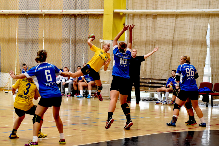 Ceglédi Kék Cápák – Duna Pent NKSE 24 – 22 (14 – 9)