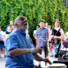 Koncert az Ordas Lajos közben