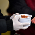 Infineon ételosztás