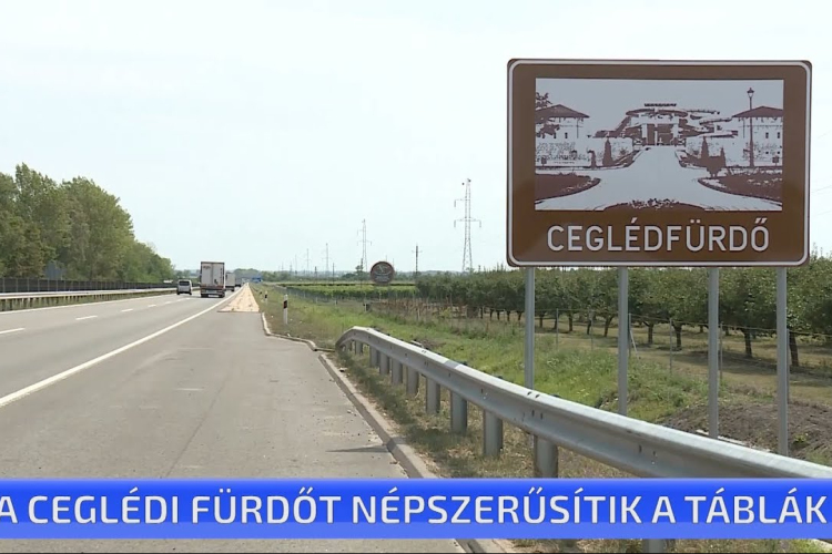A Ceglédi Fürdőt népszerűsítik a táblát