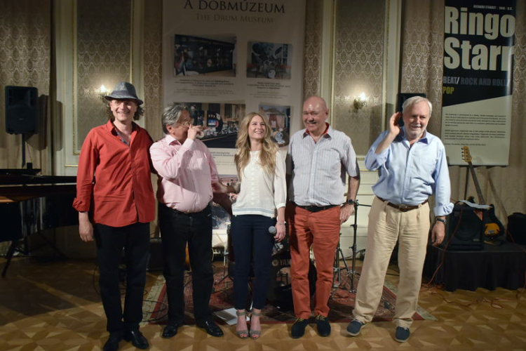 Ceglédi Dobmúzeum a Benczúr Házban