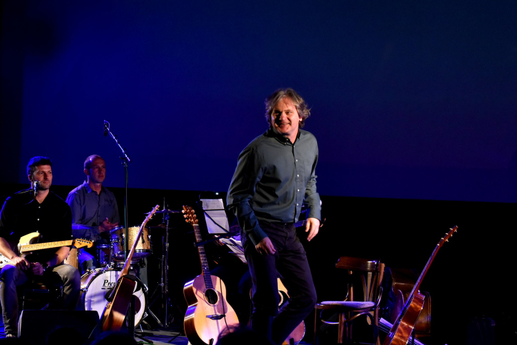 Házasságon innen és túl