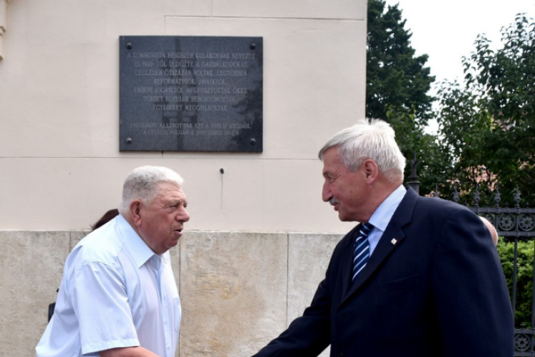 A kuláküldözés áldozataira emlékeztek