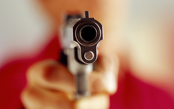 Két lövést adott le - KÉPEK