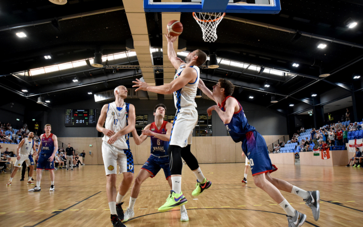 Bajnoki elődöntős a Ceglédi KE